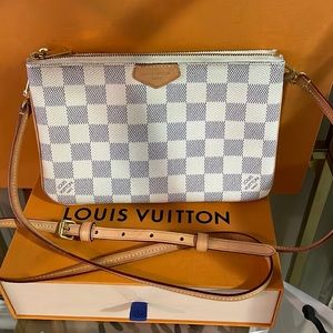 Louis Vuitton Double Zip Pochette Damier Azur